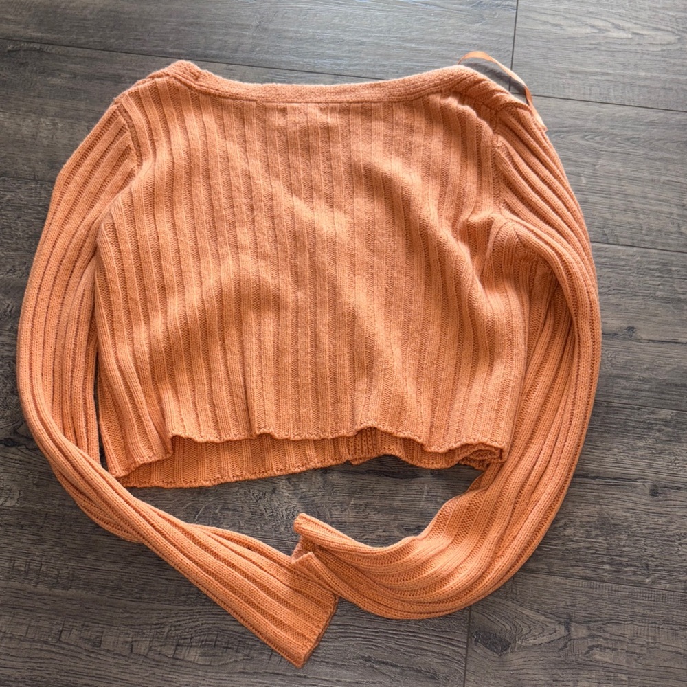 RSQ Cropped Ribbed Button-Up Cardigan in Orange 🎃 - Picture 4 of 4